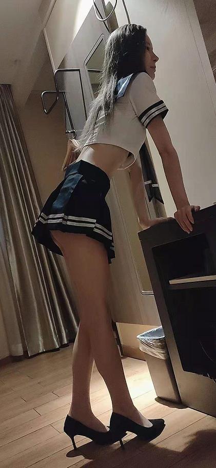 白云邻家御姐素素